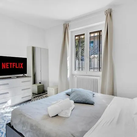 - Jacuzzi, Garden & Bbq Apartment Sirmione