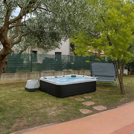 - Jacuzzi, Garden & Bbq * Sirmione