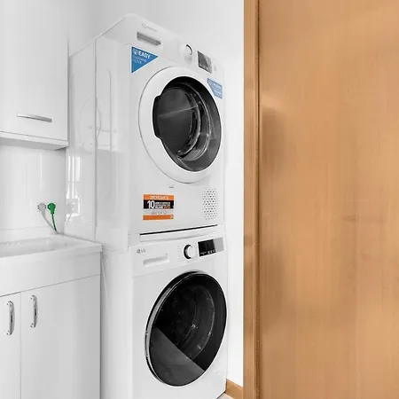 - Jacuzzi, Garden & Bbq