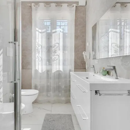 - Jacuzzi, Garden & Bbq *