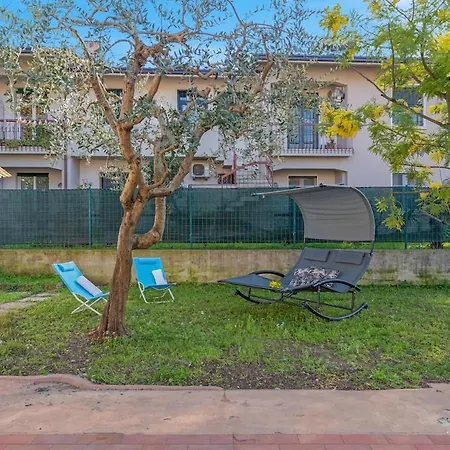 Apartament - Jacuzzi, Garden & Bbq